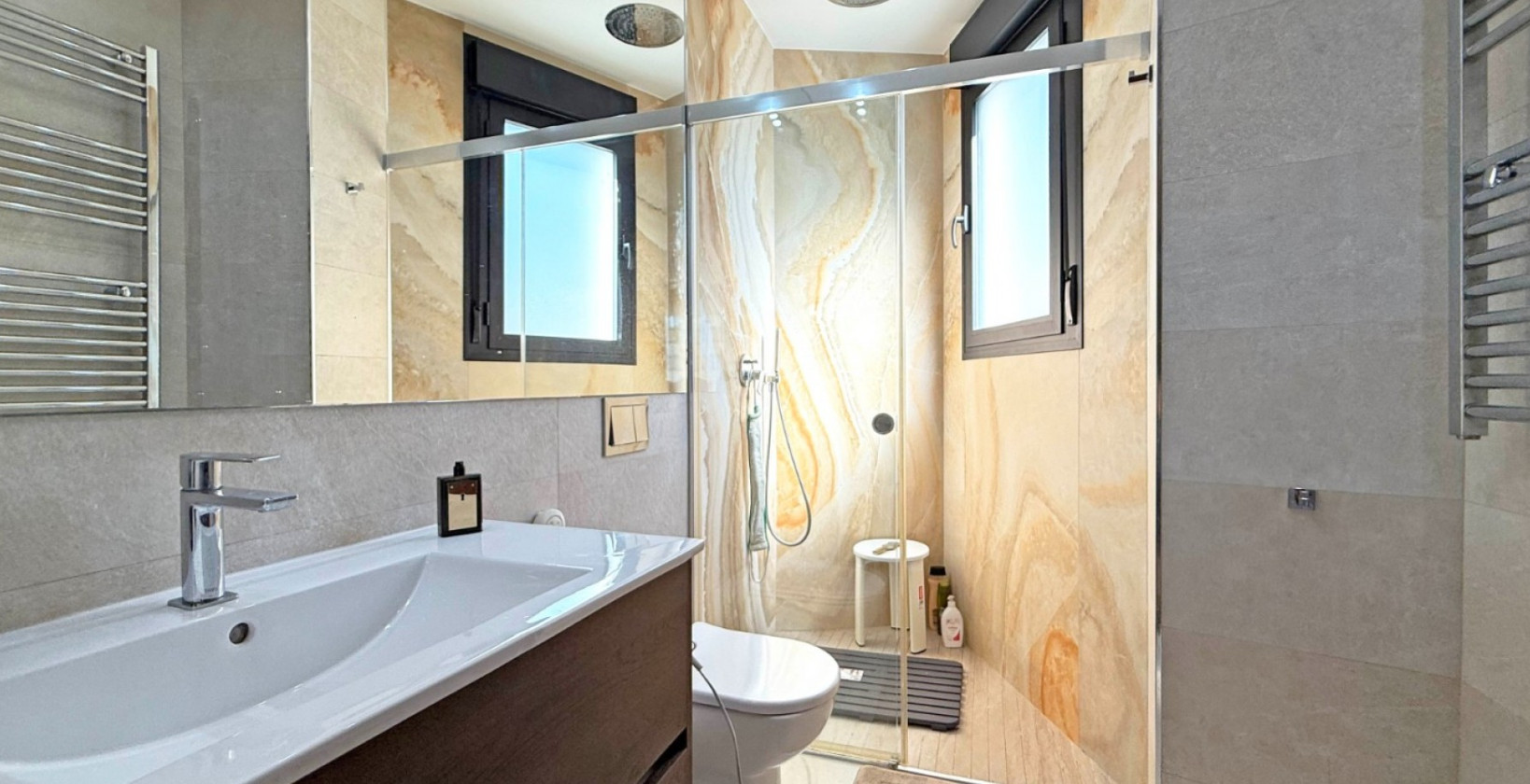 Resale - Villa - Orihuela Costa - Villamartín