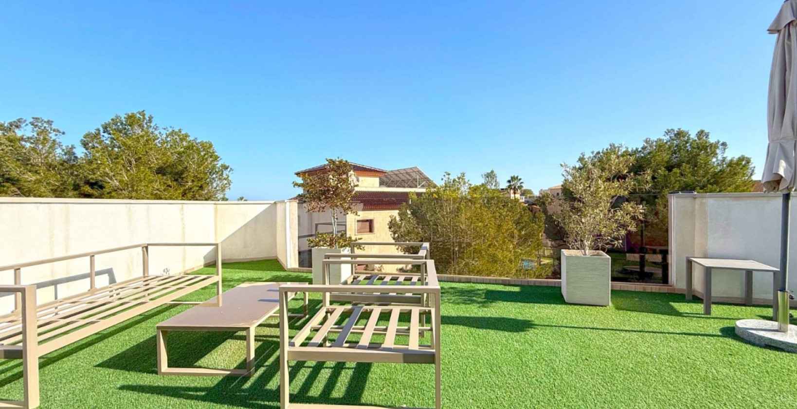 Resale - Villa - Orihuela Costa - Villamartín