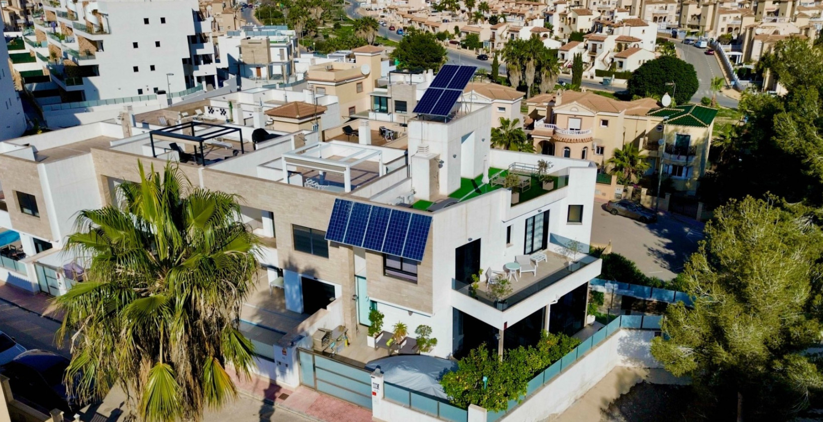 Resale - Villa - Orihuela Costa - Villamartín