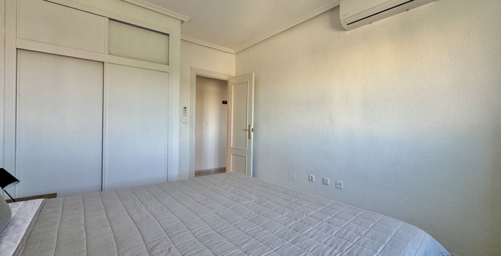 Resale - Apartment / flat - Orihuela Costa - Playa Flamenca