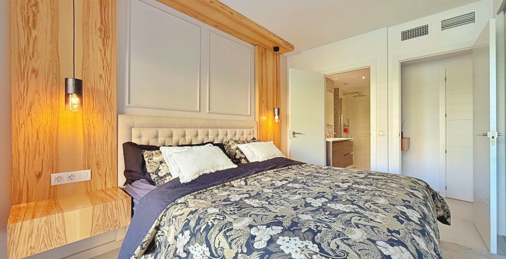 Återförsäljning - Lägenhet / lägenhet - Torrevieja - Punta Prima