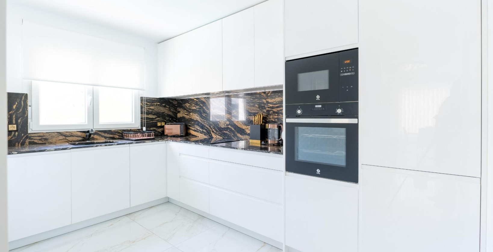 Resale - Apartment / flat - Torrevieja - Punta prima