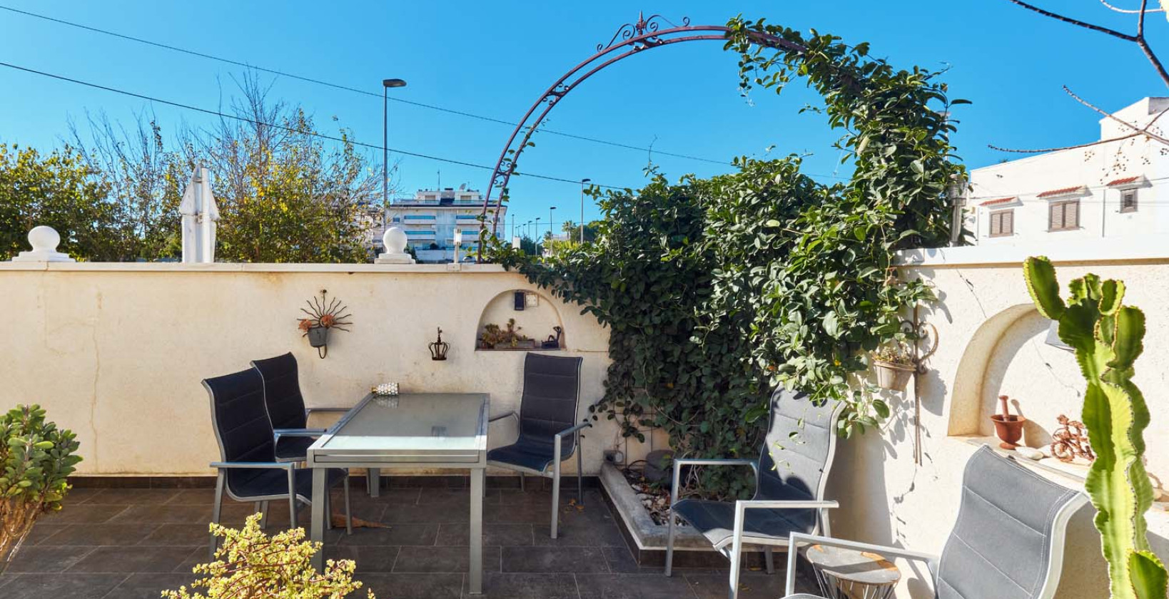 Reventa - Adosado - Mil Palmeras