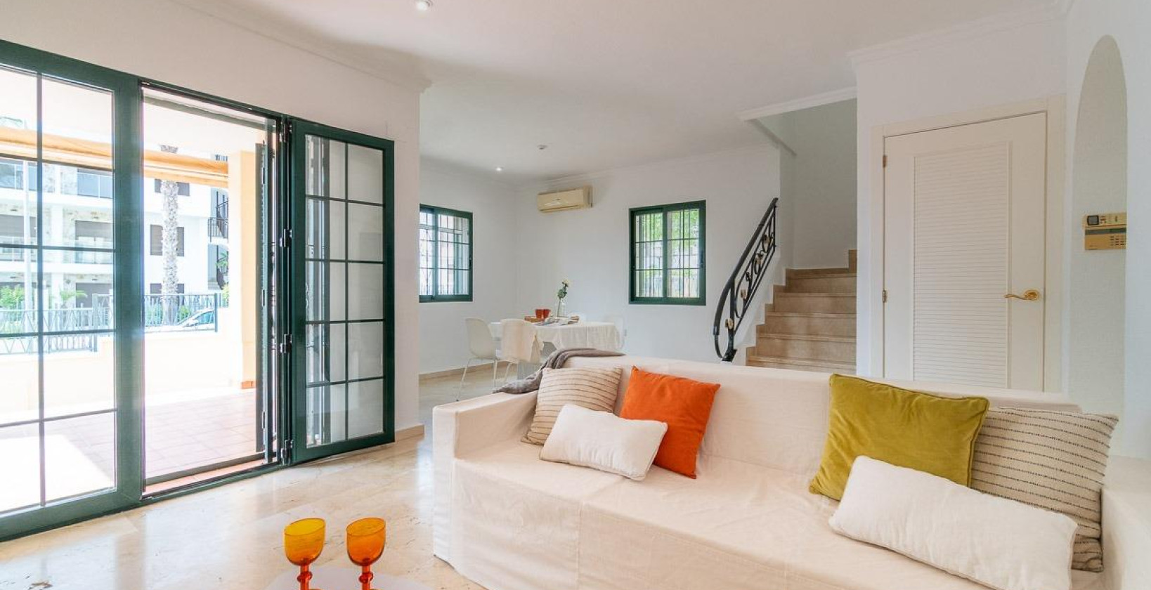 Resale - Villa - Orihuela Costa - Villamartín-Las Filipinas