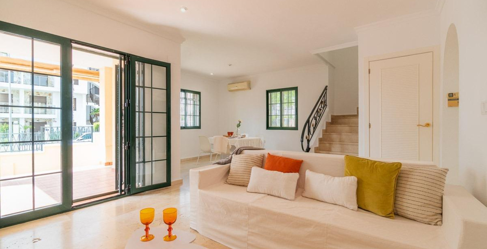 Resale - Villa - Orihuela Costa - Villamartín-Las Filipinas