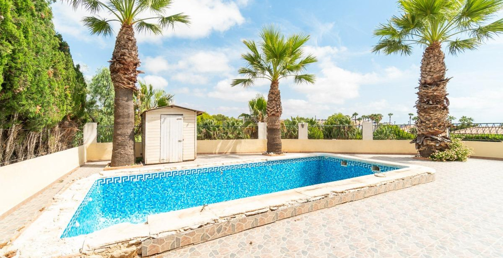 Resale - Villa - Orihuela Costa - Villamartín-Las Filipinas