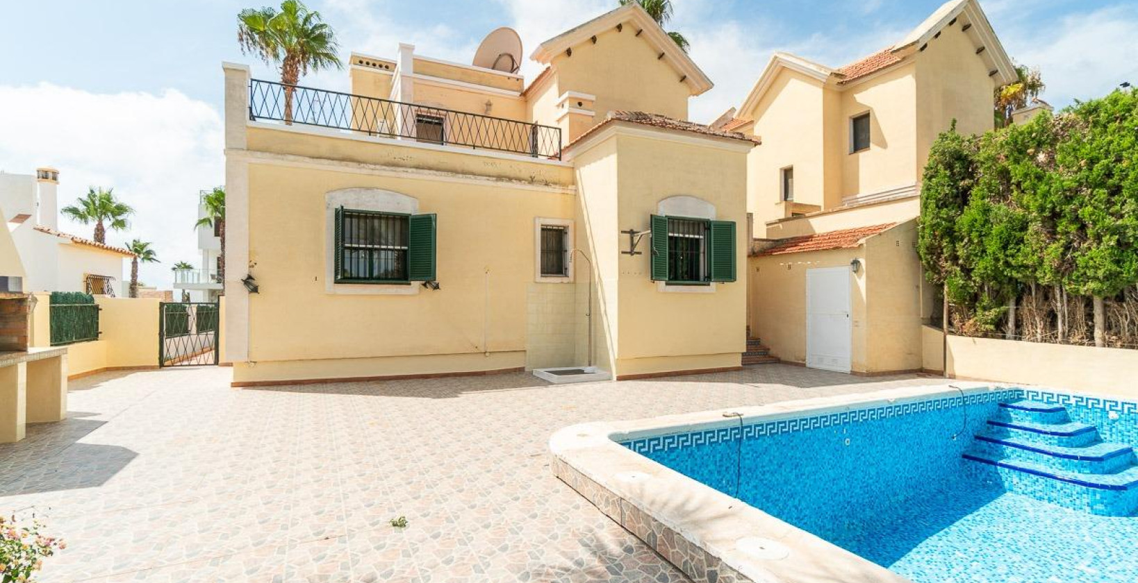 Resale - Villa - Orihuela Costa - Villamartín-Las Filipinas