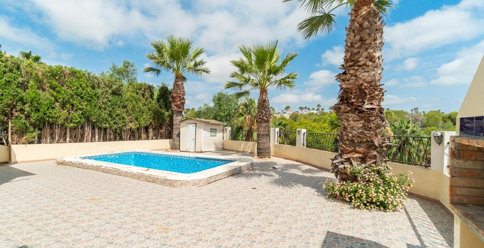 Resale - Villa - Orihuela Costa - Villamartín-Las Filipinas