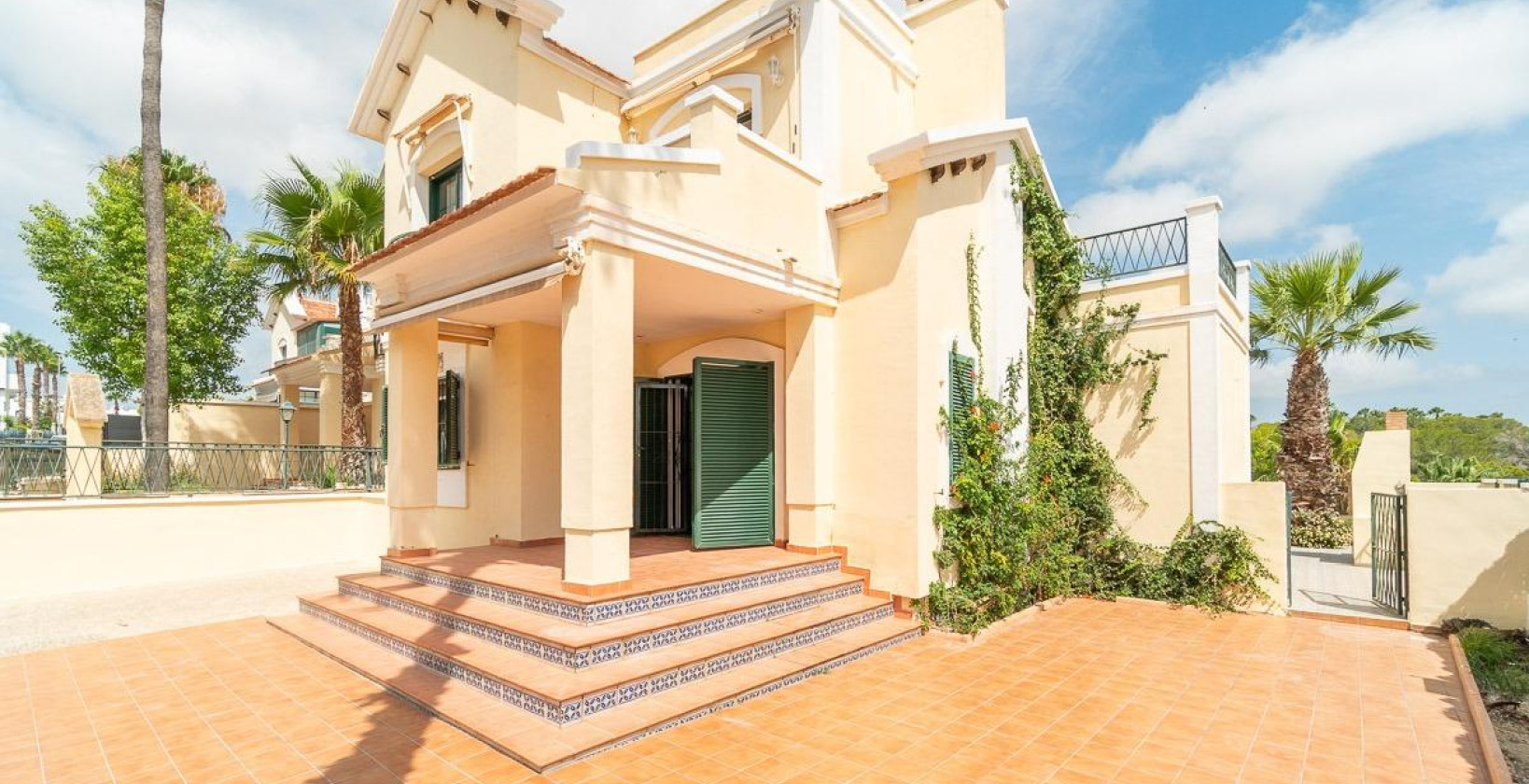 Resale - Villa - Orihuela Costa - Villamartín-Las Filipinas
