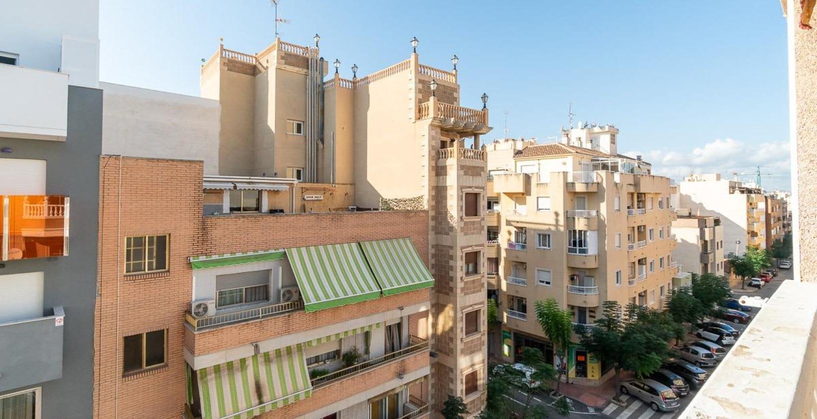 Resale - Apartment / flat - Torrevieja - Centro
