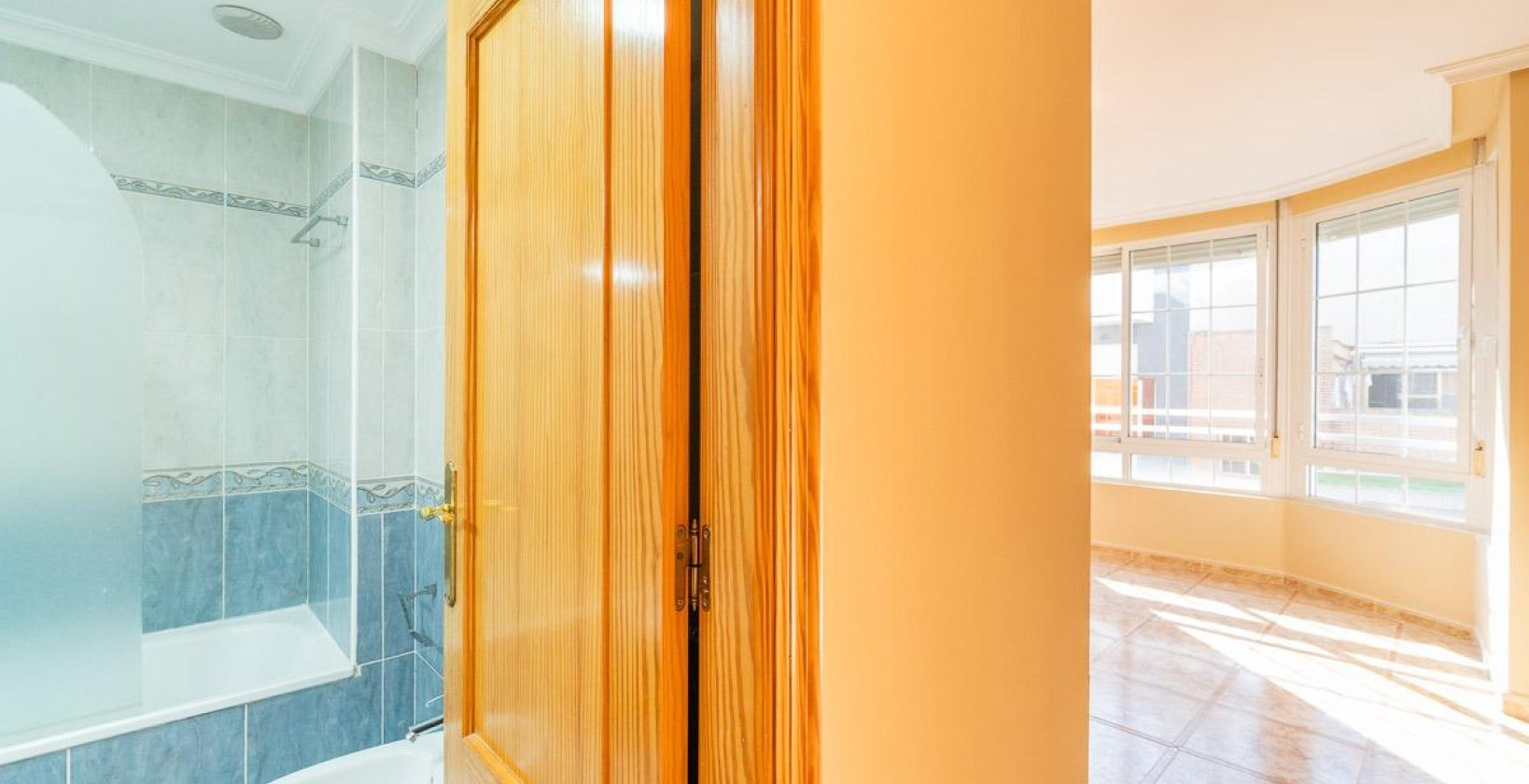 Resale - Apartment / flat - Torrevieja - Centro