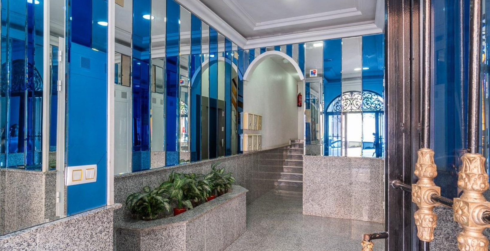 Resale - Apartment / flat - Torrevieja - Centro