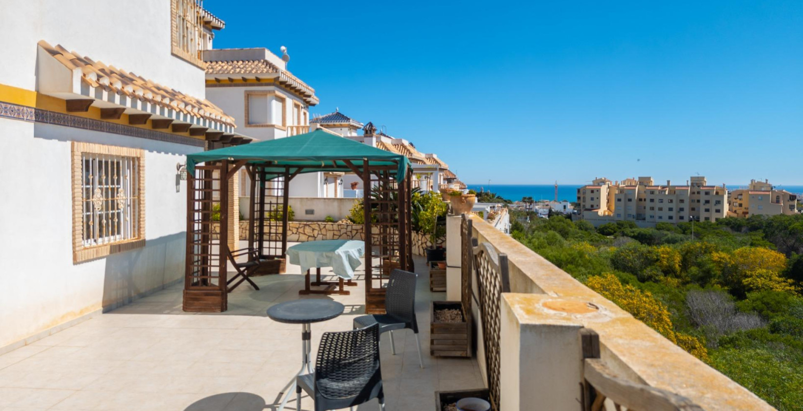 Resale - Villa - Torrevieja - La Mata