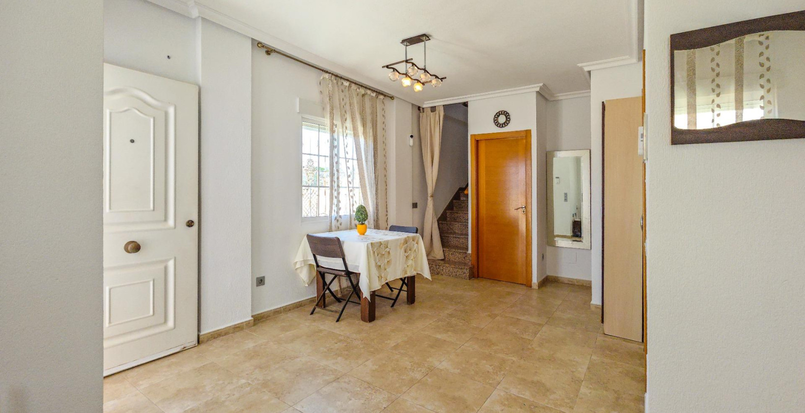 Resale - Villa - Torrevieja - La Mata