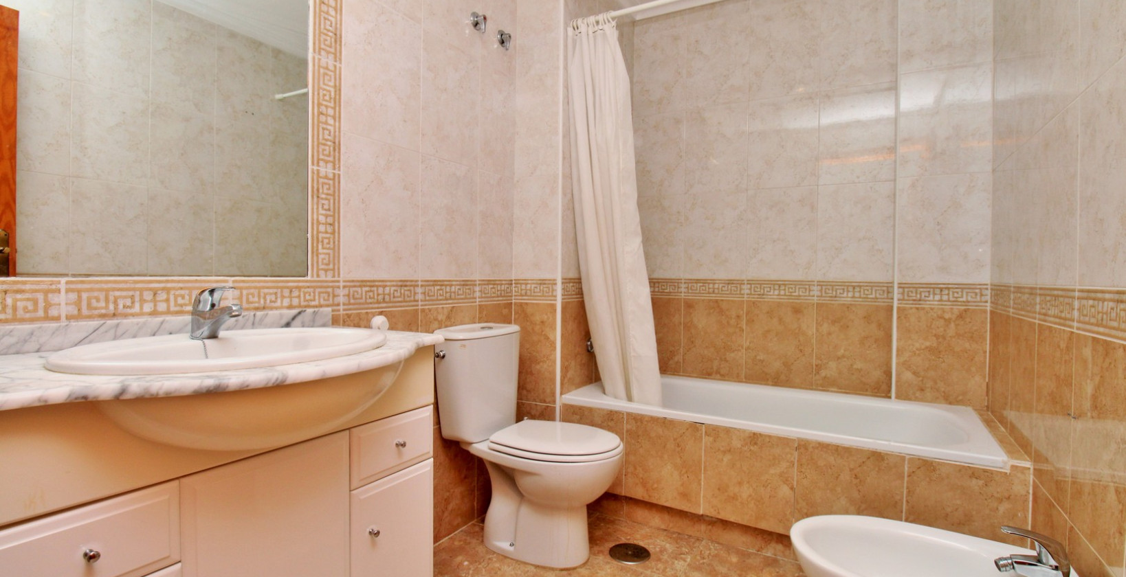 Resale - Apartment / flat - Cabo Roig