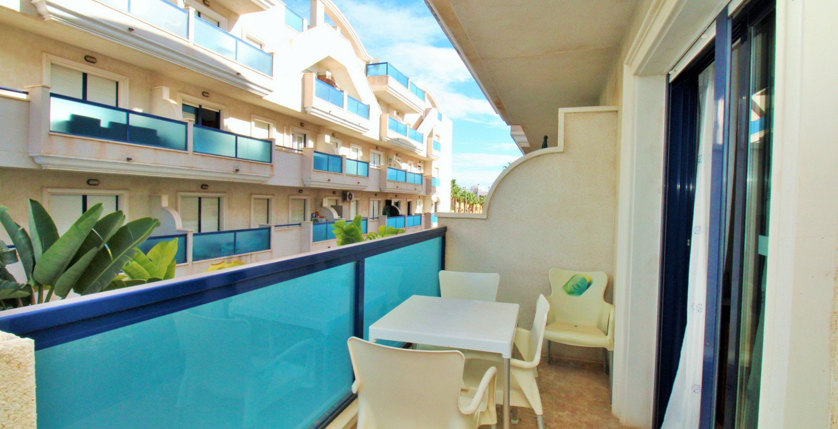 Resale - Apartment / flat - Cabo Roig