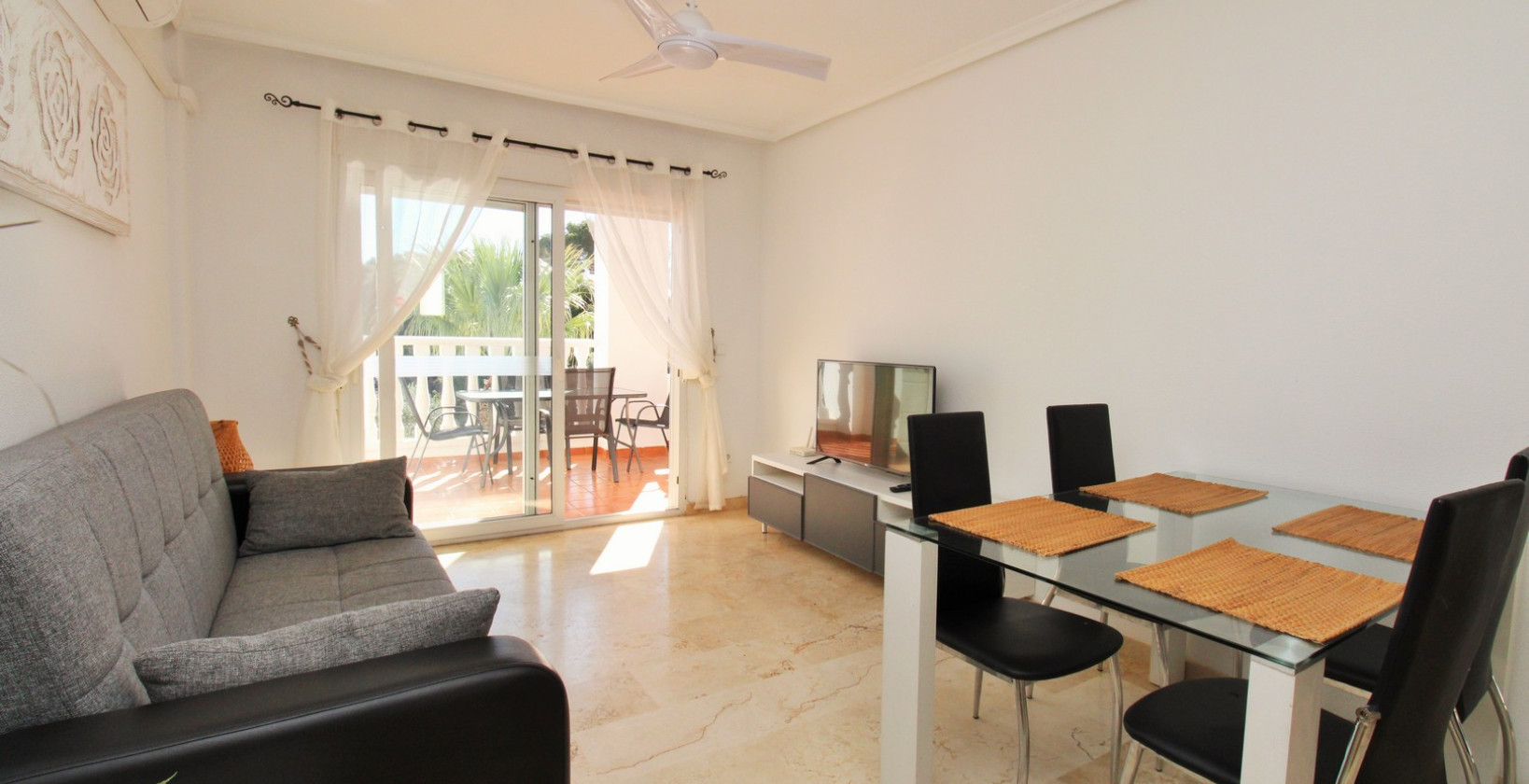 Återförsäljning - Lägenhet / lägenhet - Villamartín - Villamartin