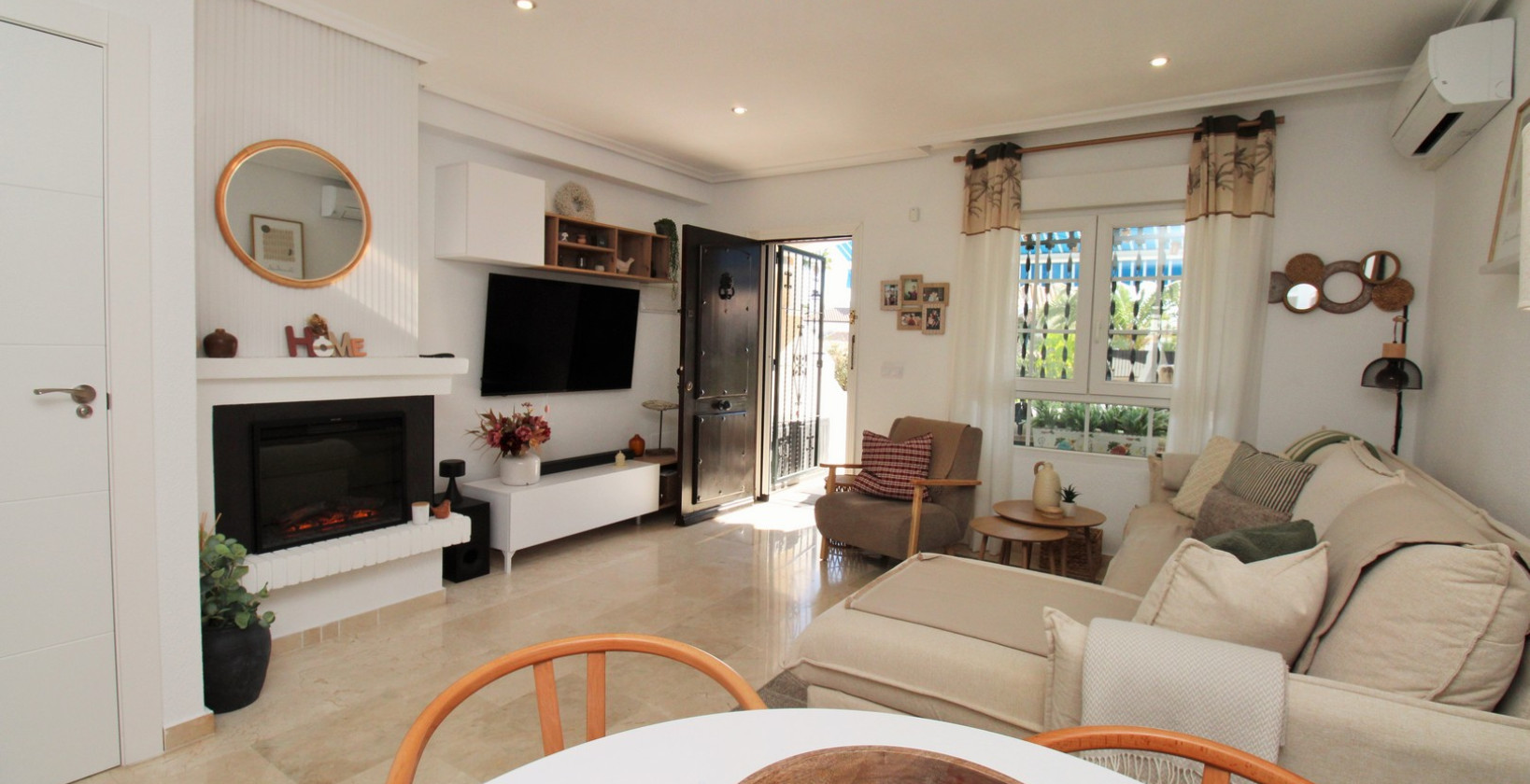 Resale - Townhouse - Villamartín - Las Violetas