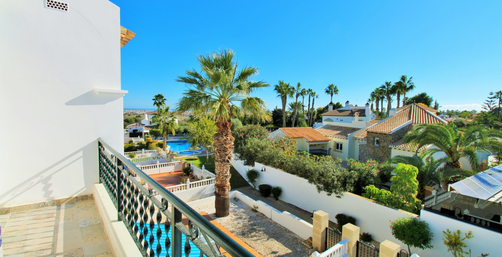 Resale - Townhouse - Villamartín - Las Violetas