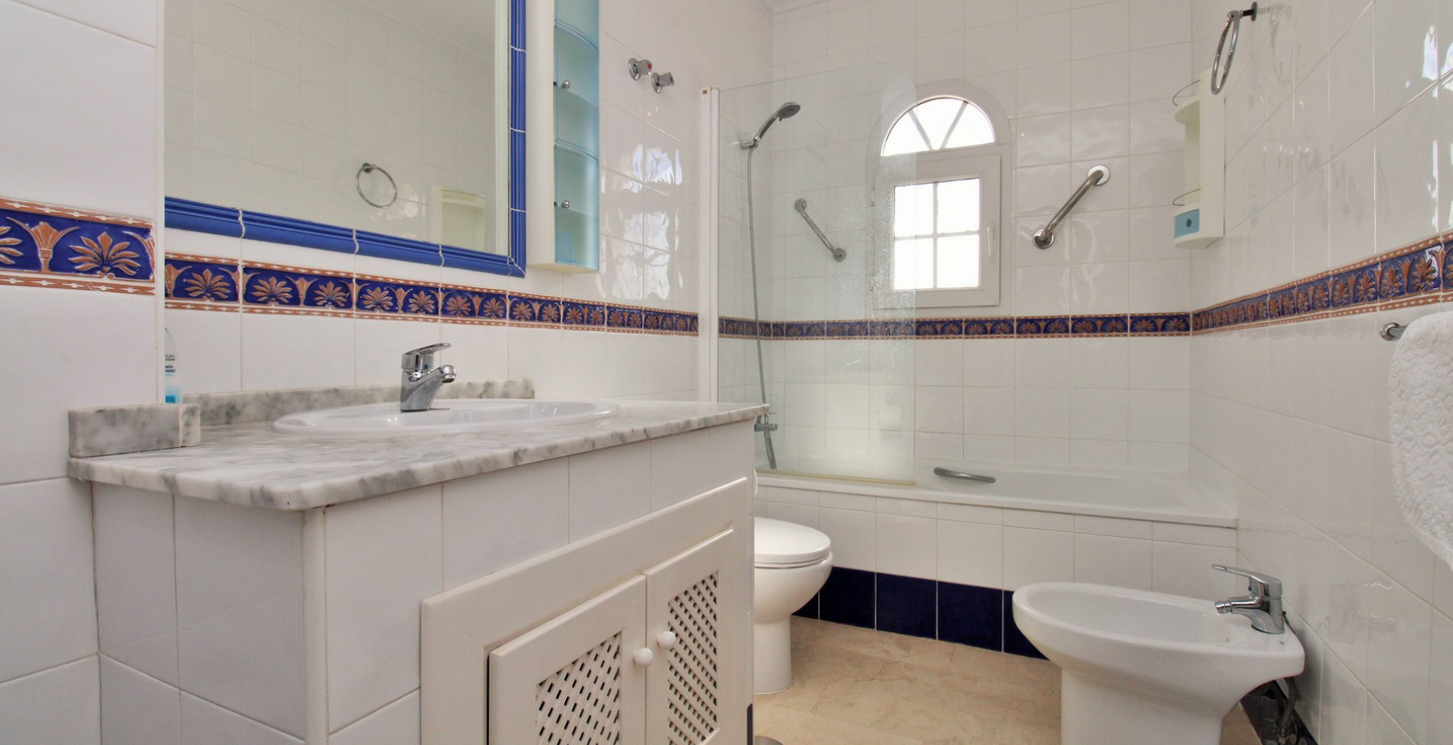 Resale - Townhouse - Villamartín - Las Violetas