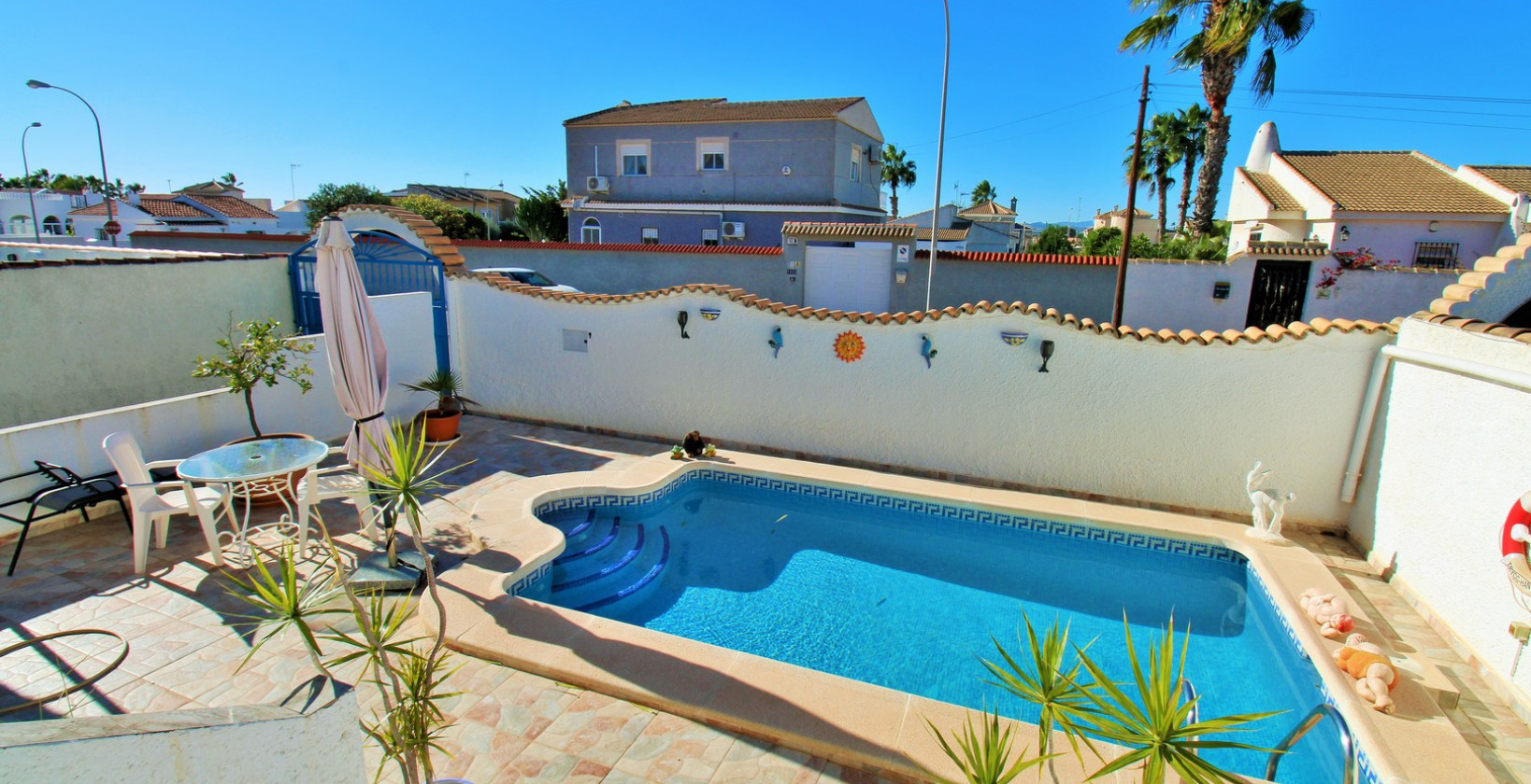 Resale - Villa - Torrevieja - El chaparral