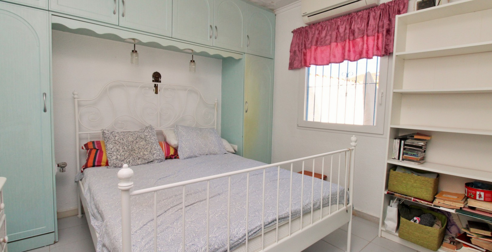 Resale - Villa - Torrevieja - El chaparral