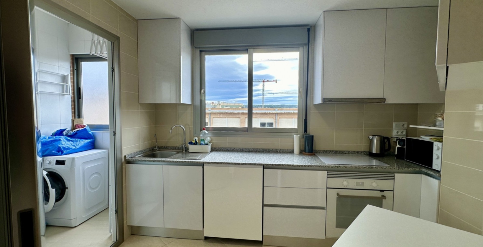 Resale - Apartment / flat - San Miguel de Salinas