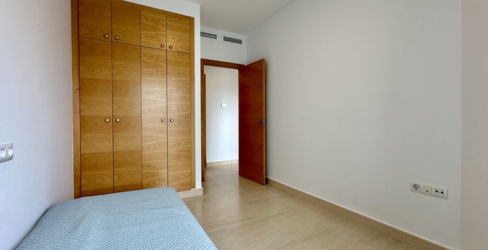 Resale - Apartment / flat - San Miguel de Salinas