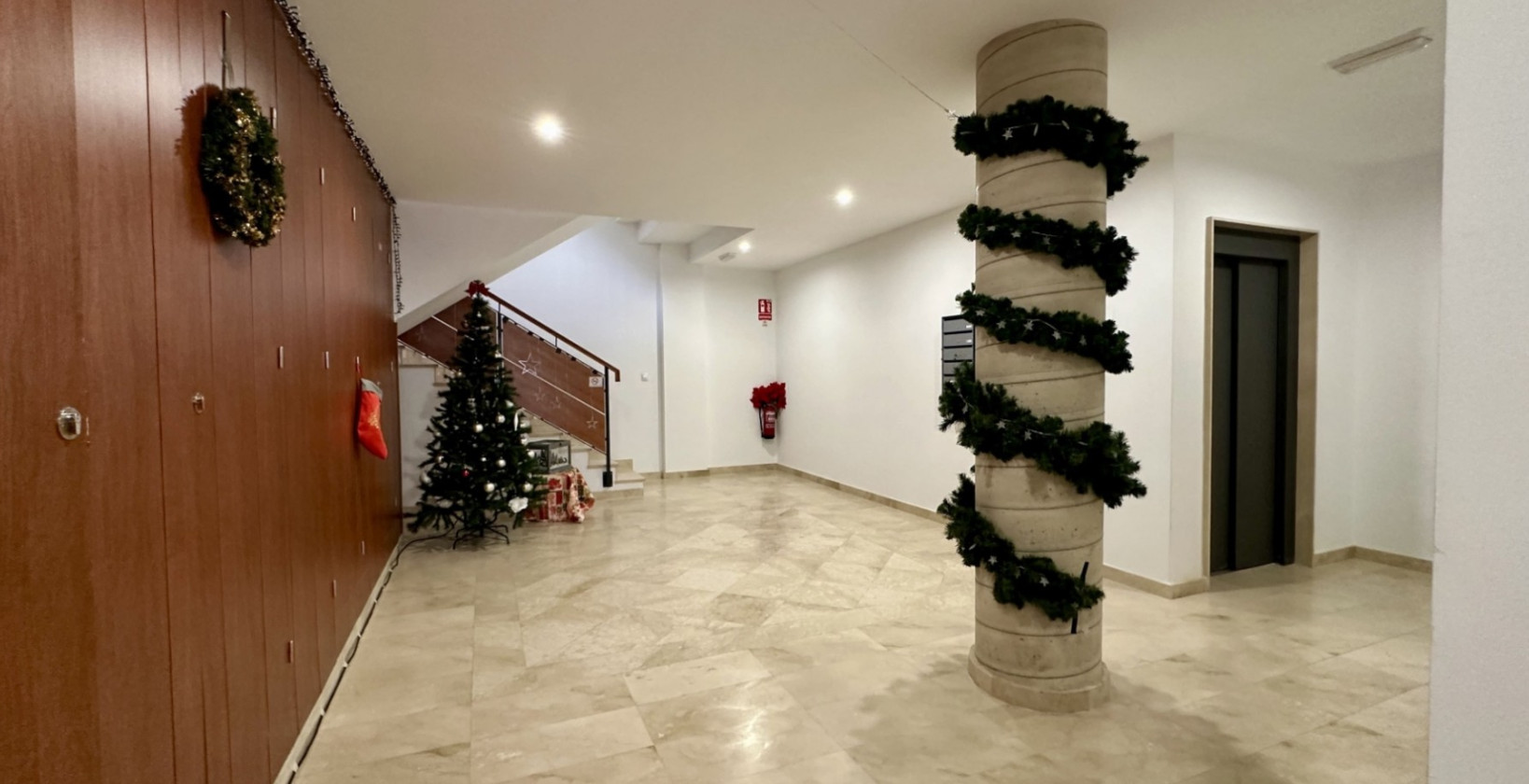 Resale - Apartment / flat - San Miguel de Salinas