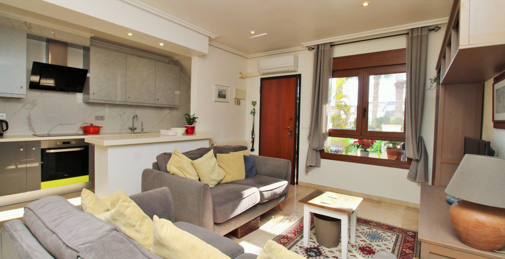 Resale - Apartment / flat - Villamartín - PAU 8