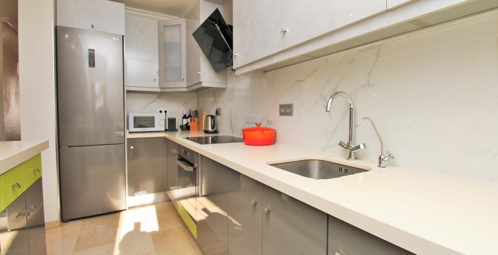 Resale - Apartment / flat - Villamartín - PAU 8
