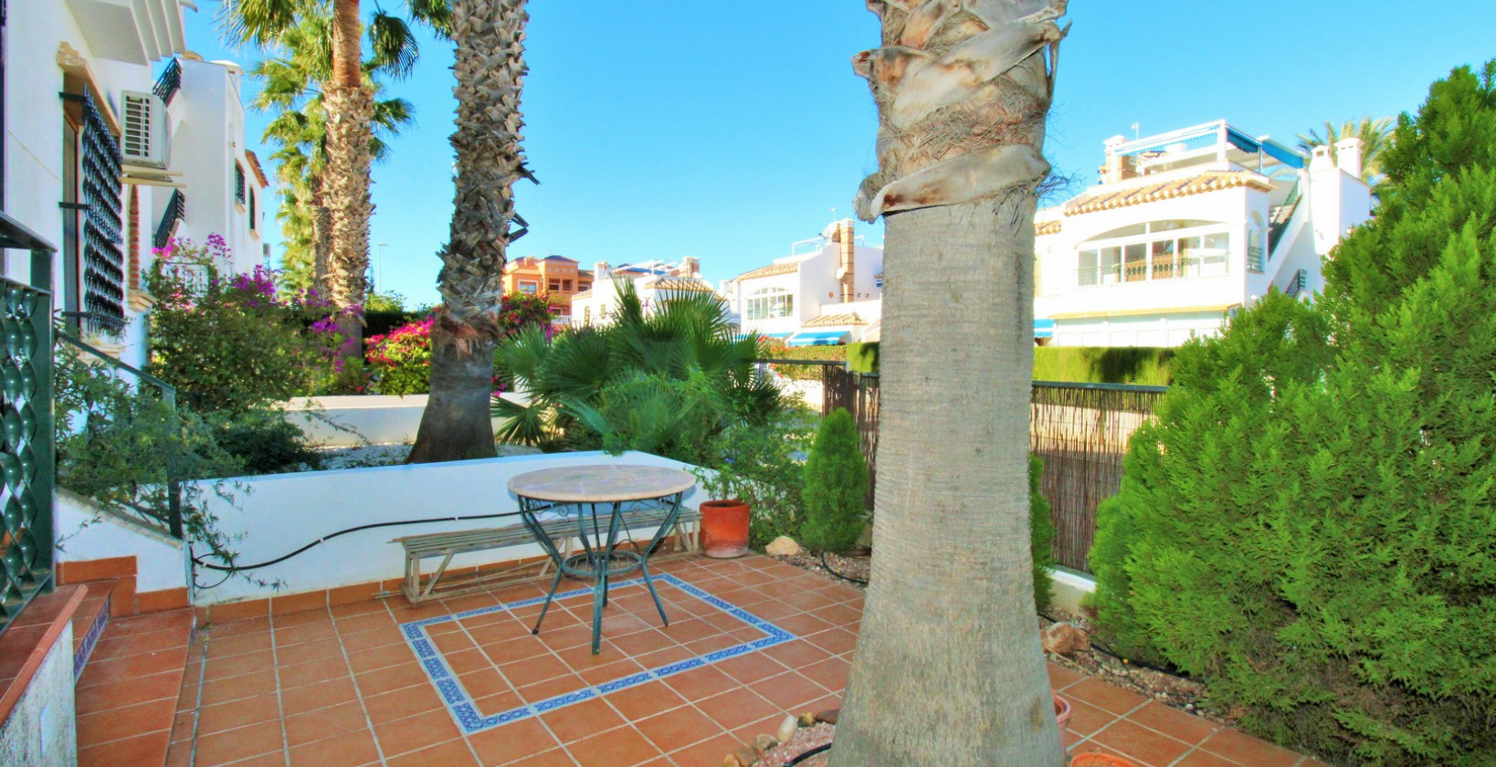 Resale - Apartment / flat - Villamartín - PAU 8