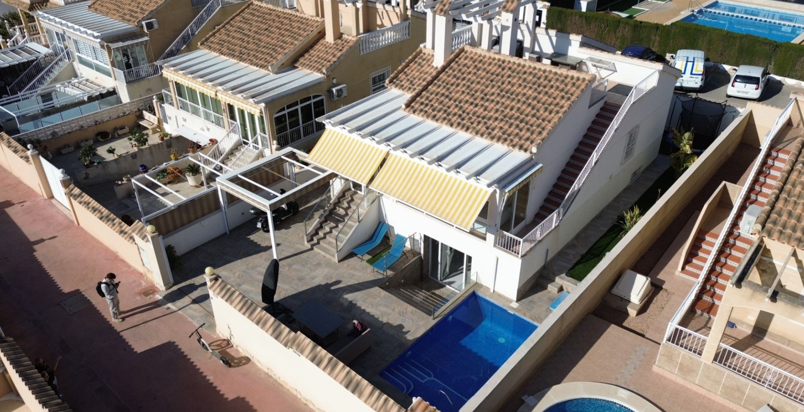 Resale - Villa - Orihuela Costa - Los Dolses