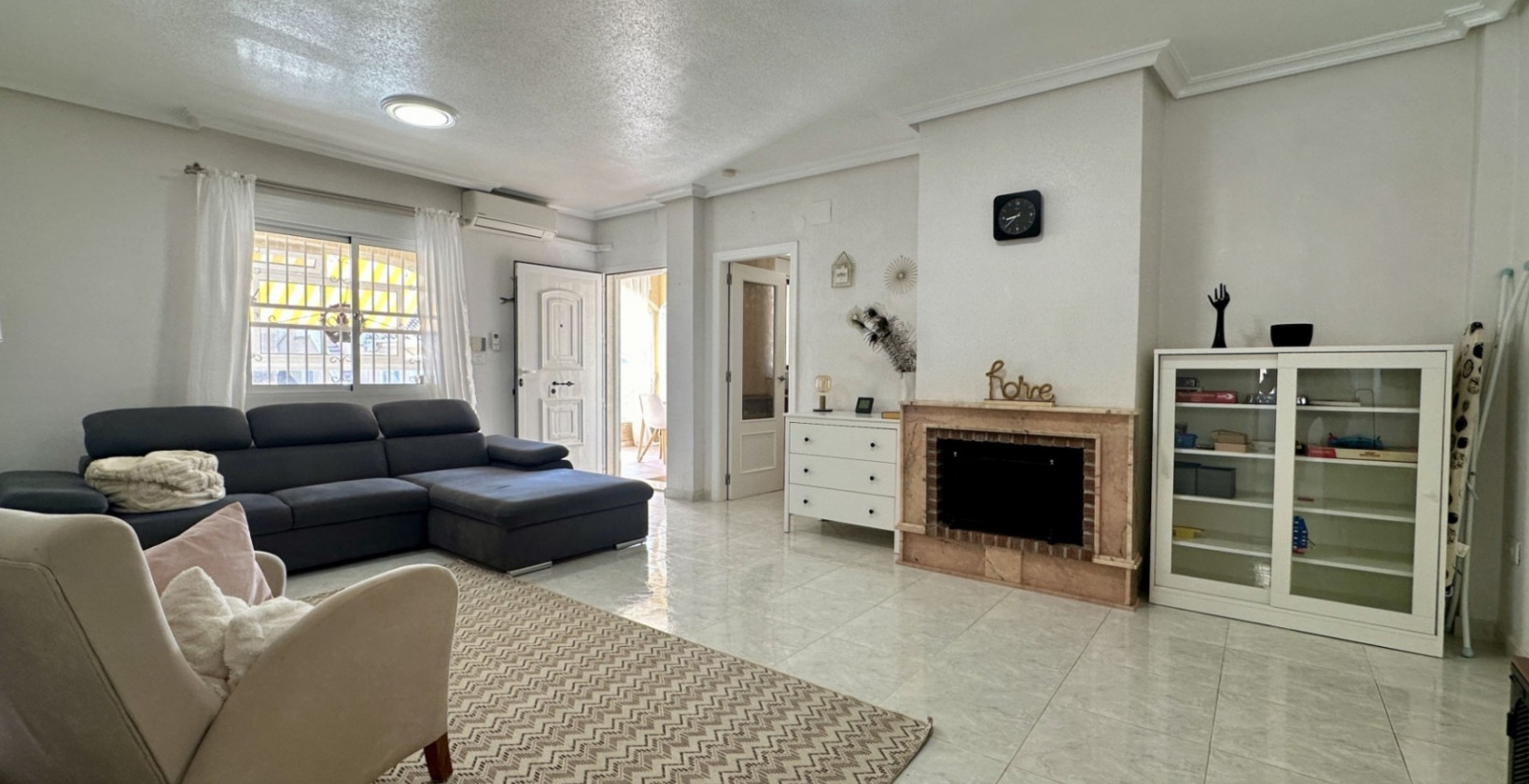 Resale - Villa - Orihuela Costa - Los Dolses