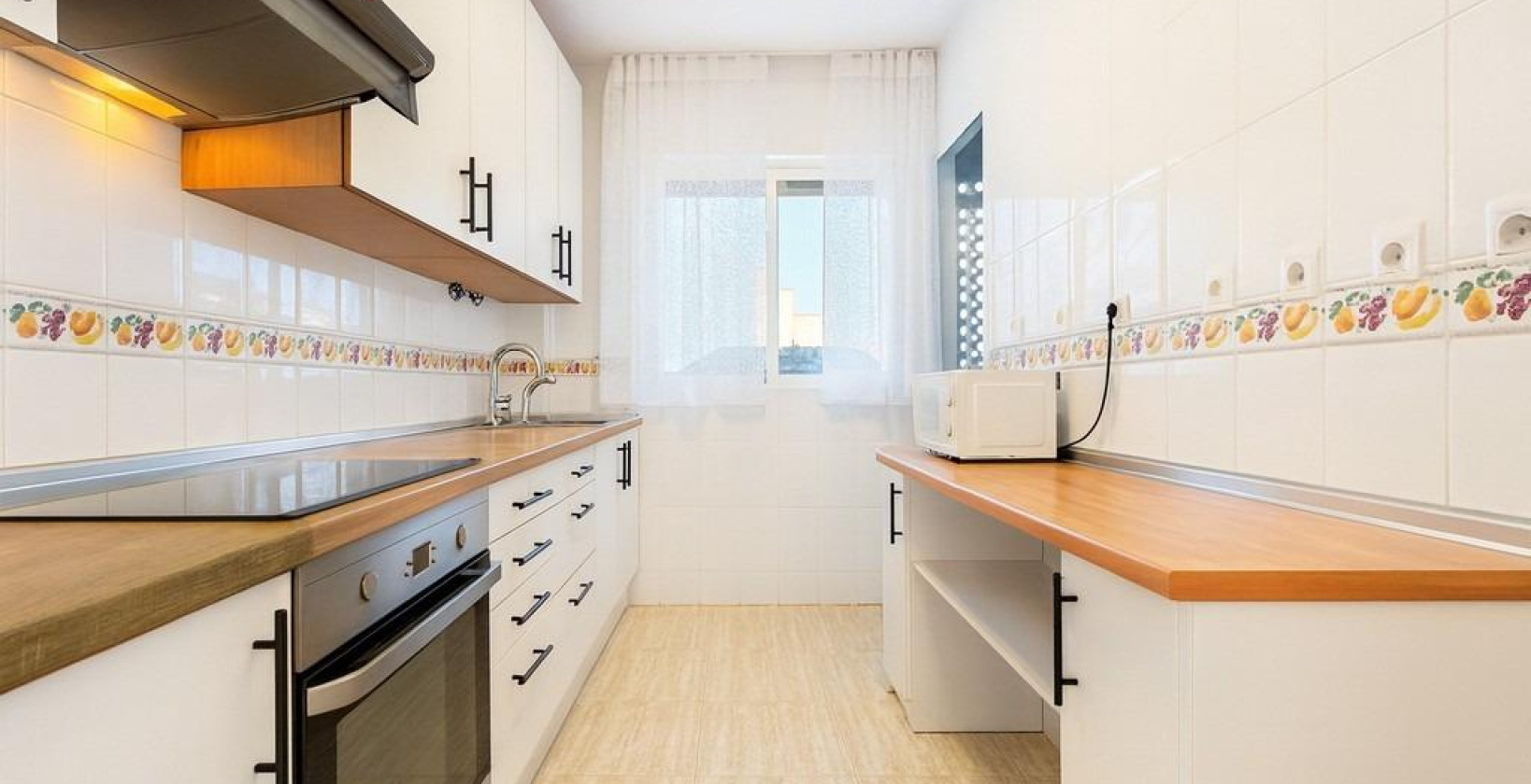 Resale - Apartment / flat - Orihuela Costa - Aguamarina