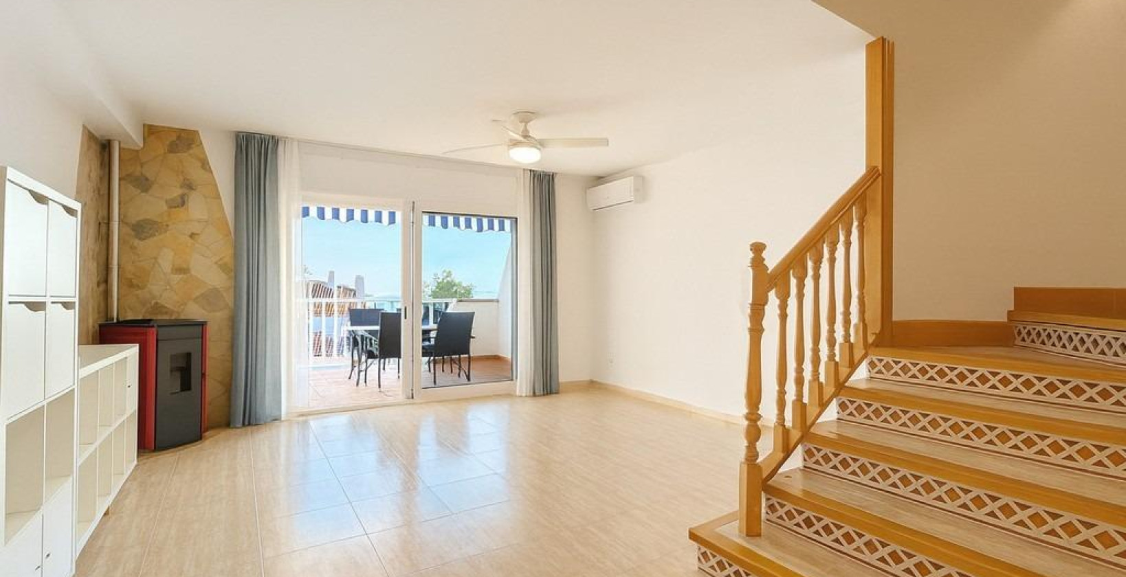 Resale - Apartment / flat - Orihuela Costa - Aguamarina