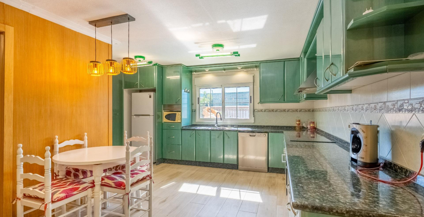 Resale - Villa - Torrevieja - El chaparral