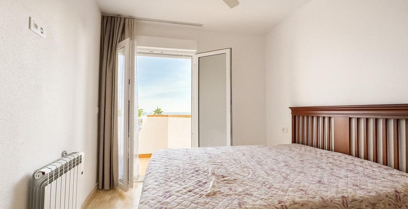 Resale - Apartment / flat - Orihuela Costa - Aguamarina