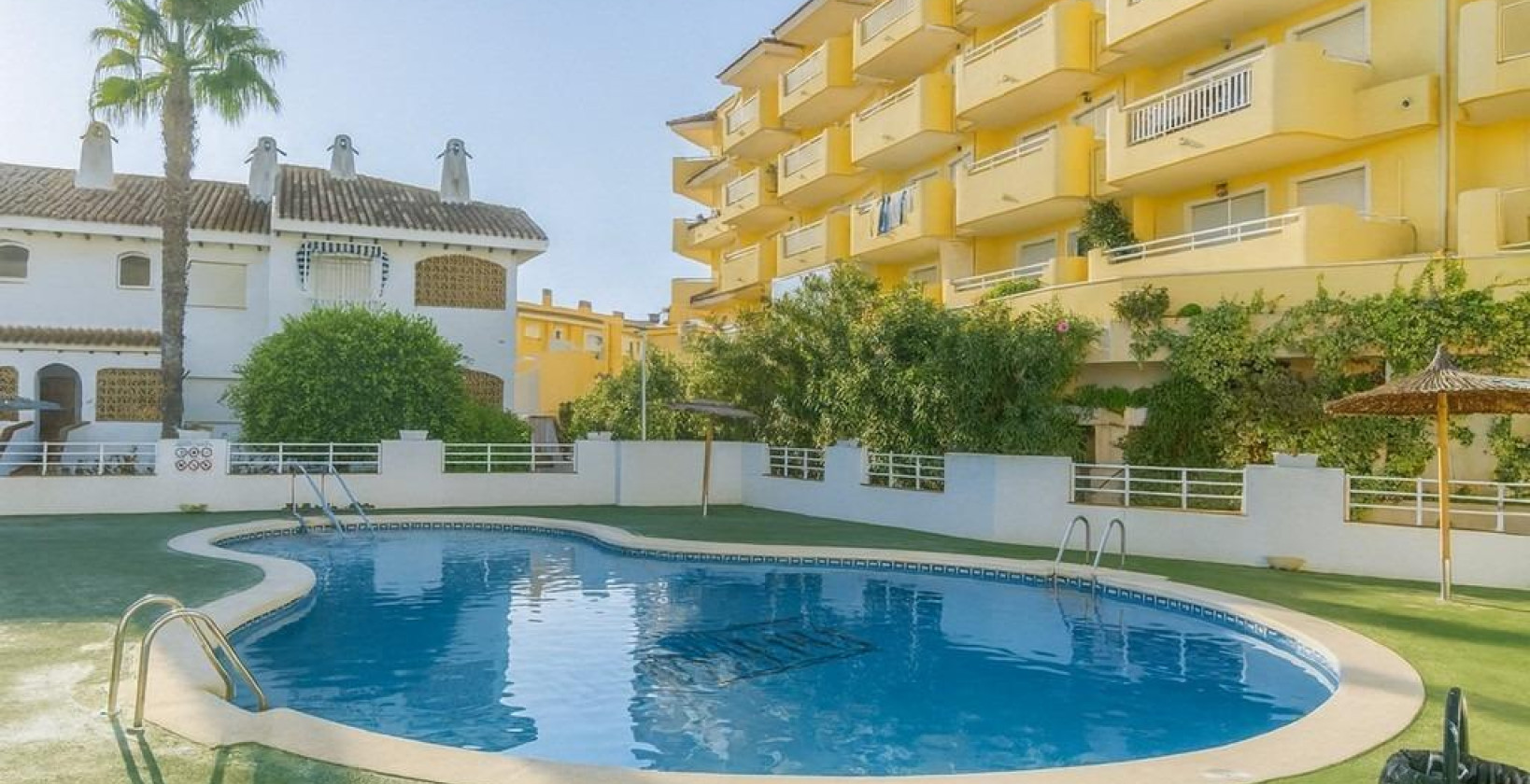Resale - Apartment / flat - Orihuela Costa - Aguamarina