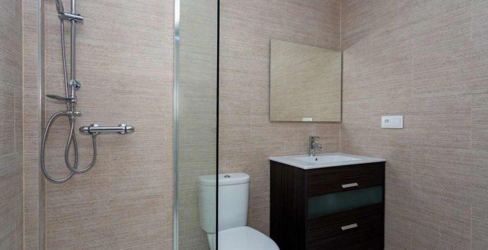 Nueva construcción  - Adosado - Daya Nueva - CENTRO