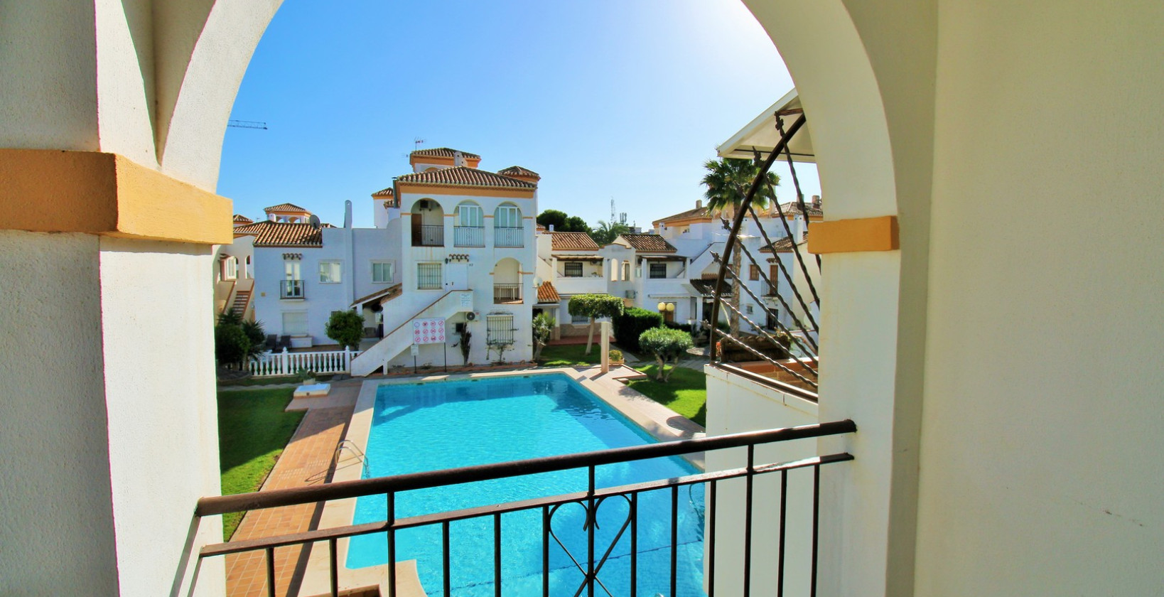 Resale - Apartment / flat - Playa Flamenca