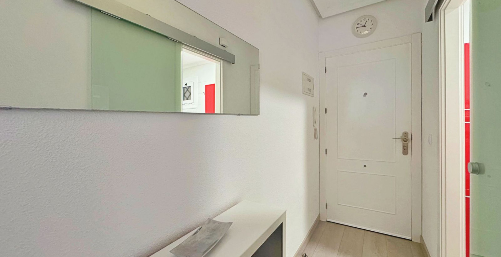 Resale - Apartment / flat - Torrevieja - La Mata