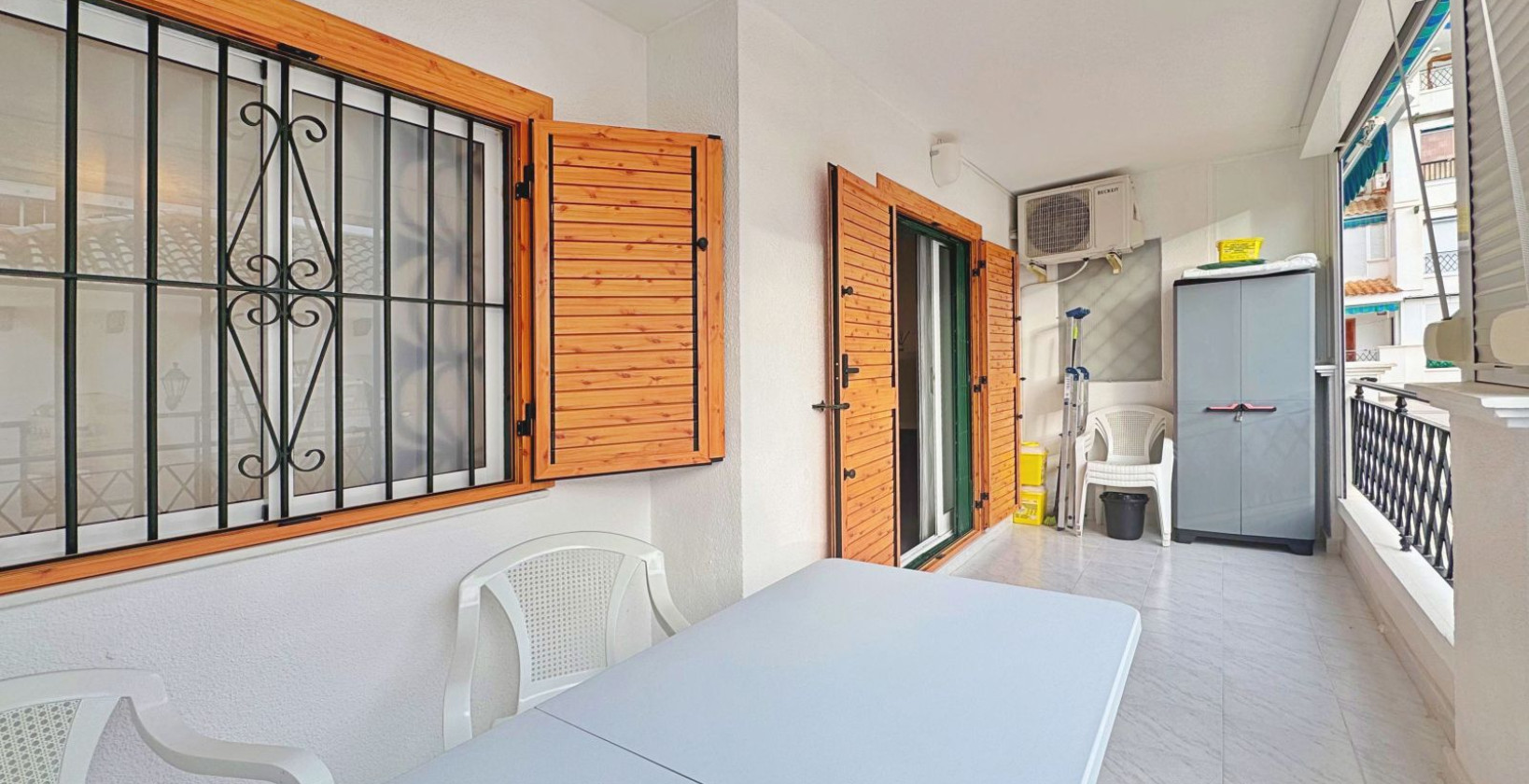 Resale - Apartment / flat - Torrevieja - La Mata