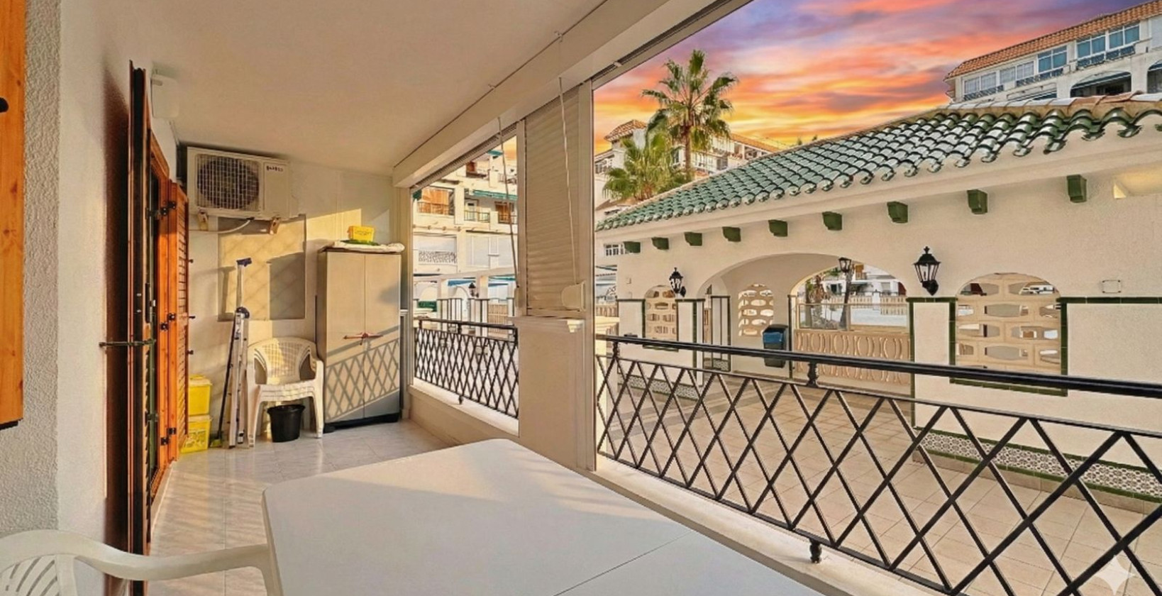 Resale - Apartment / flat - Torrevieja - La Mata