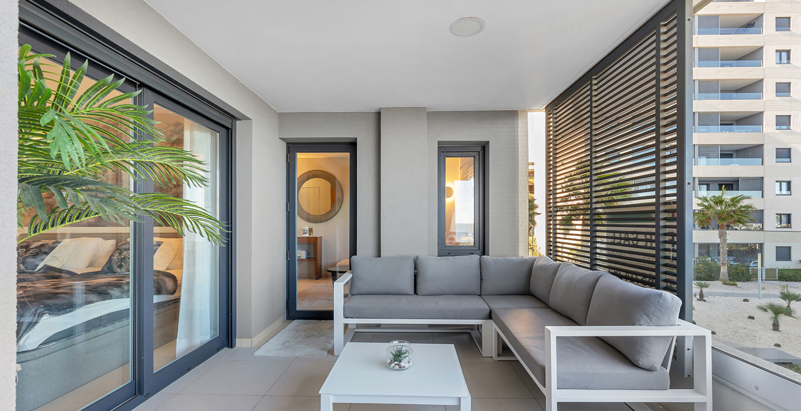 Resale - Apartment / flat - Torrevieja - Punta Prima