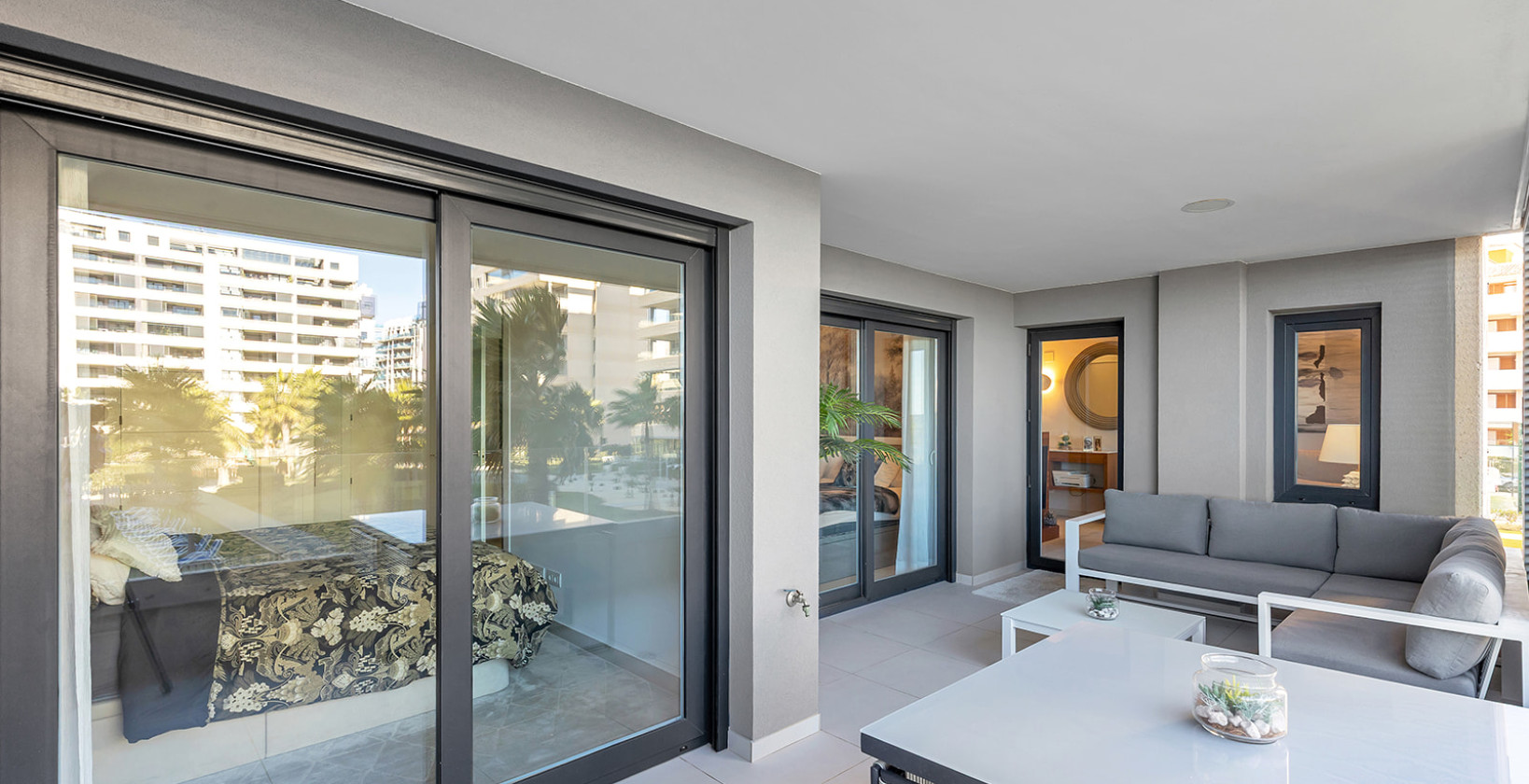 Resale - Apartment / flat - Torrevieja - Punta Prima