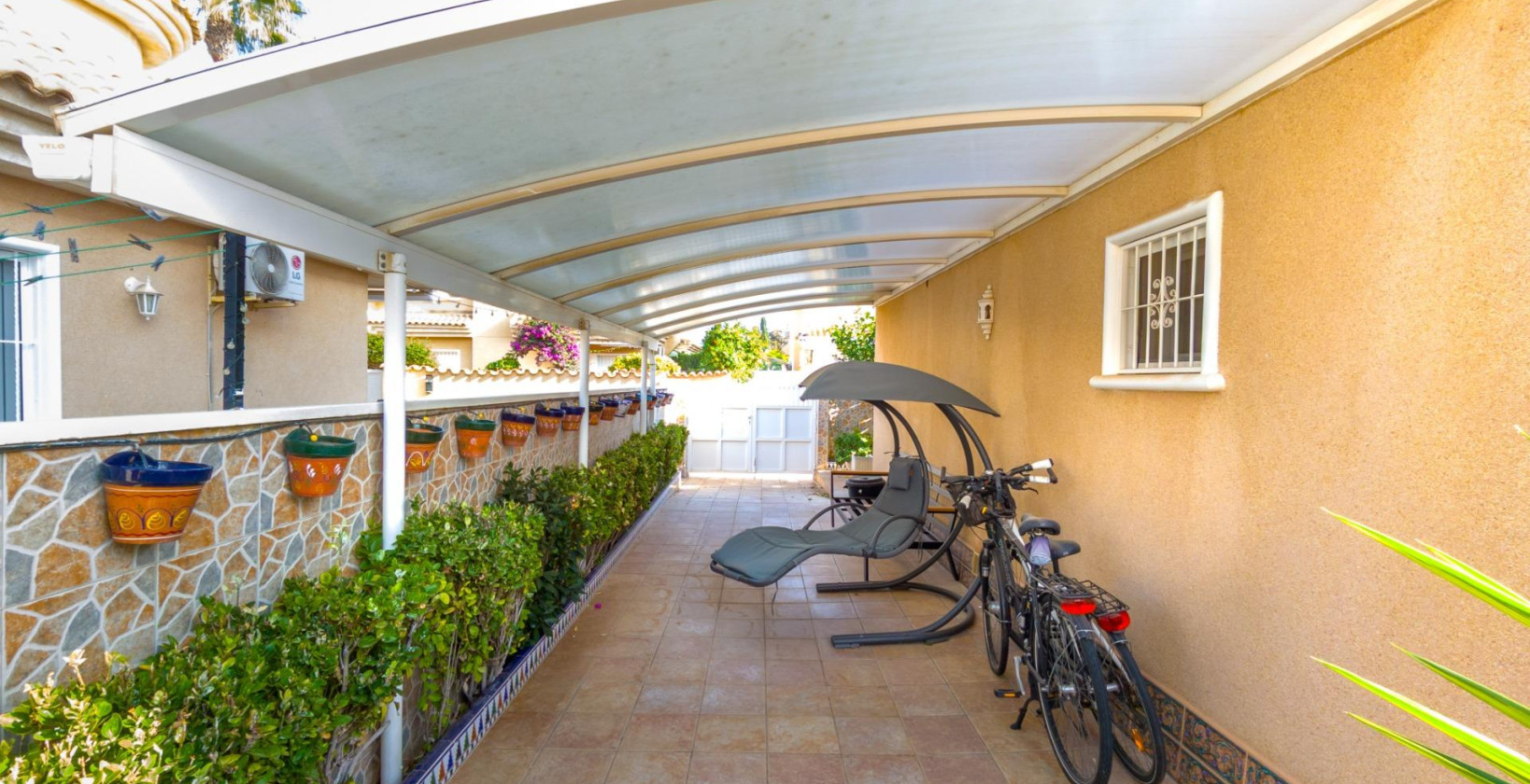 Resale - Villa - Torrevieja - Los Balcones - Los Altos del Edén