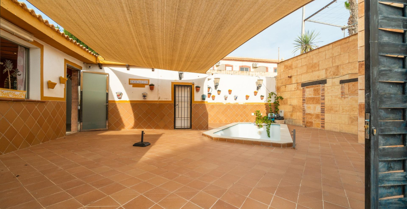 Resale - Villa - Torrevieja - Los altos