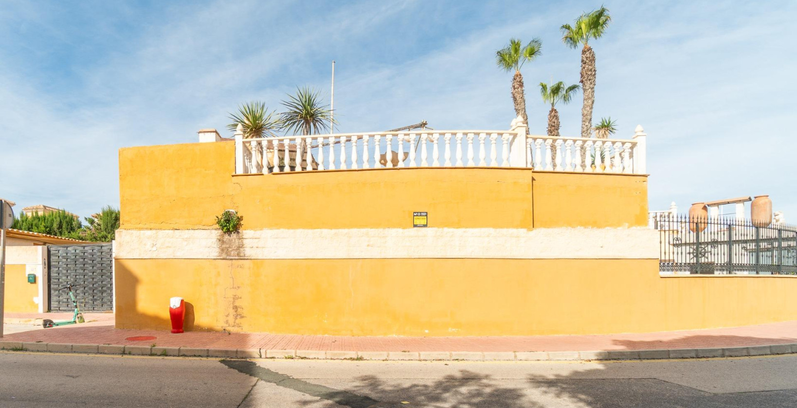 Resale - Villa - Torrevieja - Los altos
