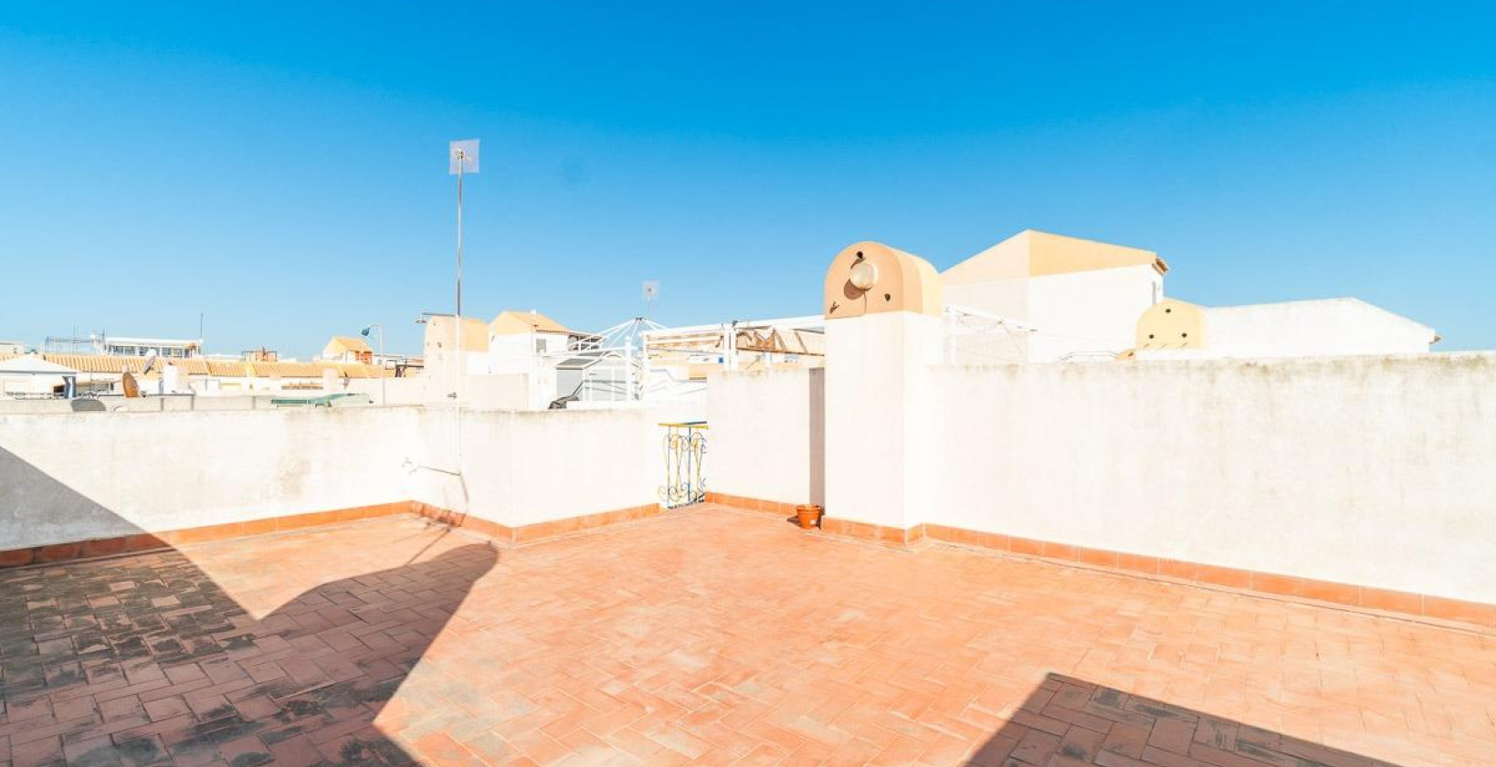Resale - Apartment / flat - Torrevieja - El limonar